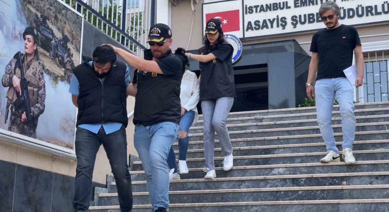Kağıthanede kuyumcuya sahte altın sattılar: 2 gözaltı