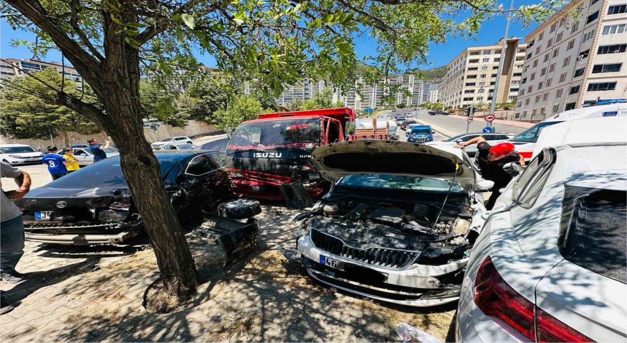 Kahramanmaraşta trafik kazası: 3 yaralı