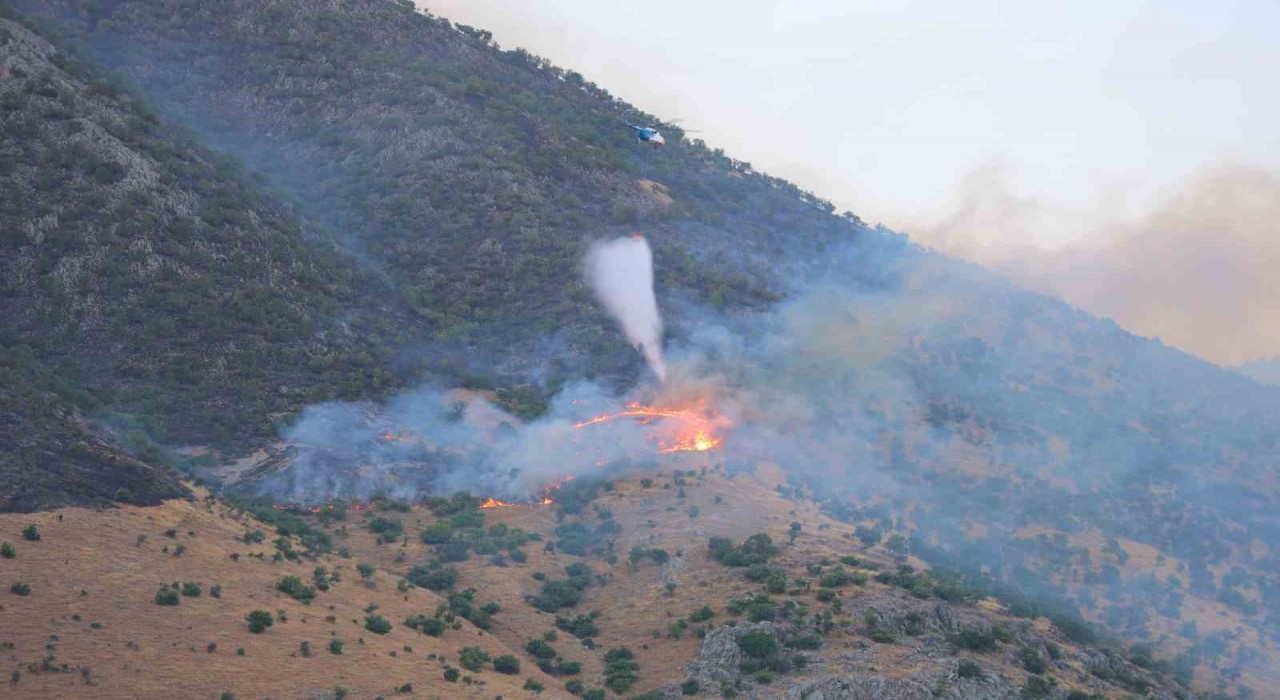 Kahramanmaraştaki orman yangınına müdahale sürüyor