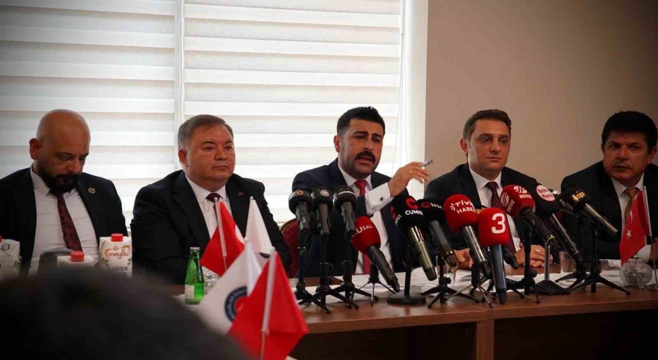 Kamu Birliği Konfederasyonunun adı ‘Devlet Memurları Konfederasyonu olarak değişti