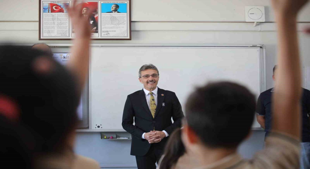 Karneler Başkan Dinçten