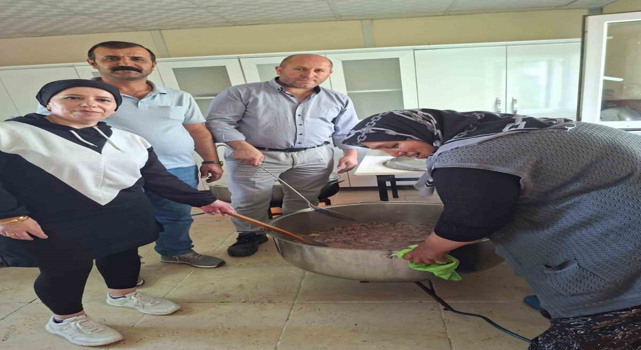 Karsta mahalle sakinlerinden örnek davranış