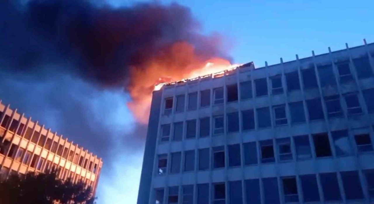 Kartalda korkutan yangın