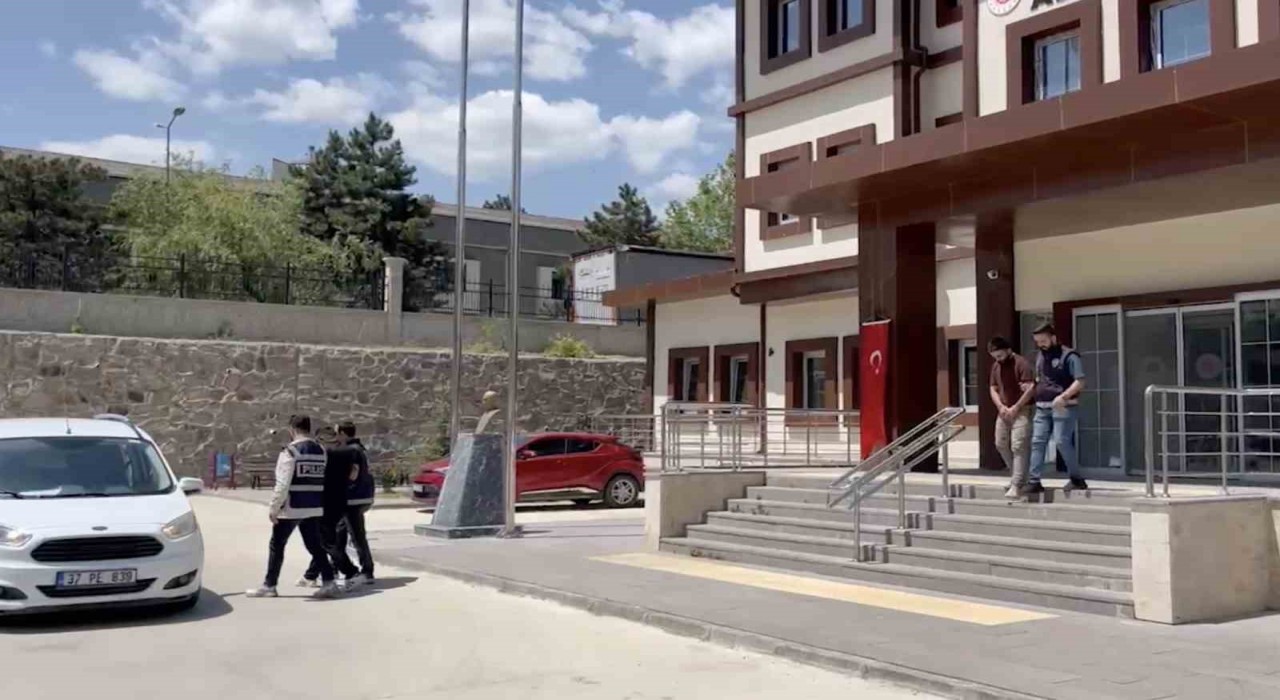 Kastamonuda uyuşturucu operasyonu: 2 tutuklama