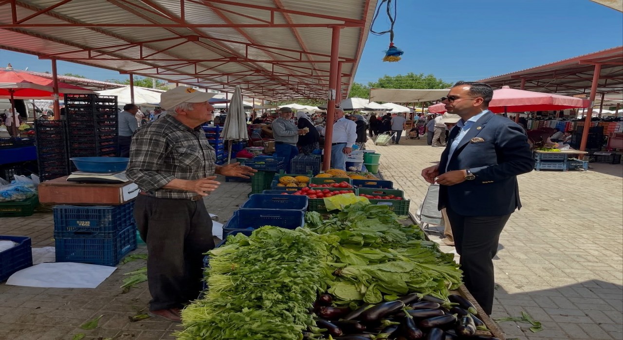 Kaymakam Aslan pazar yerini ziyaret etti