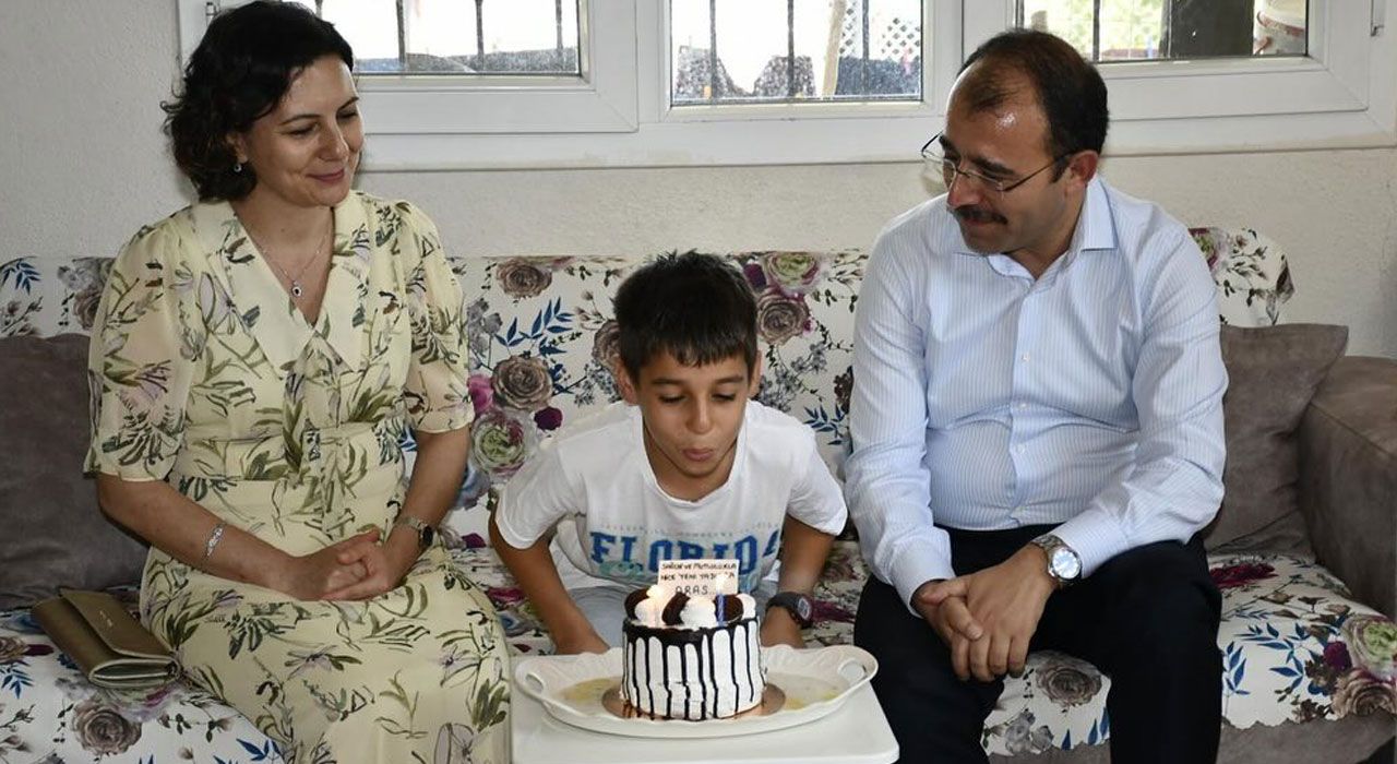 Kaymakam Dolu’dan Küçük Aras’a Doğum Günü Ziyareti