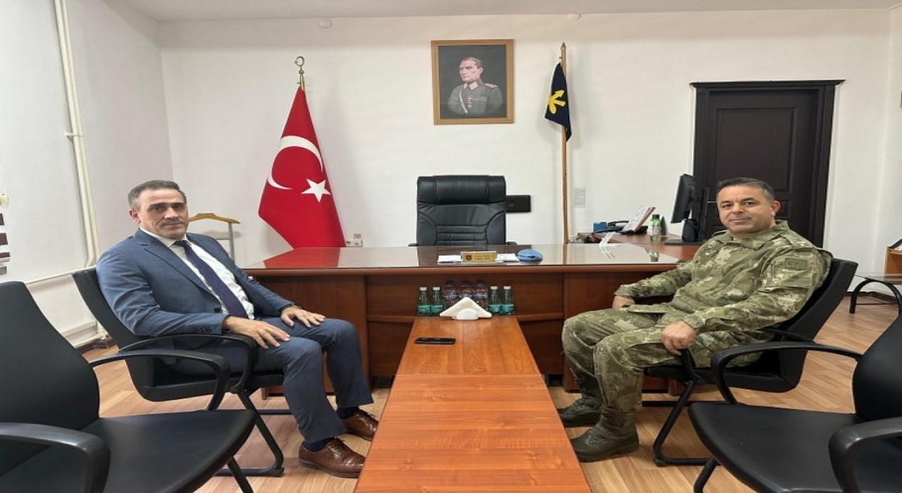 Kaymakam Memişten Garnizon Komutanı Binbaşı Kayaya veda ziyareti