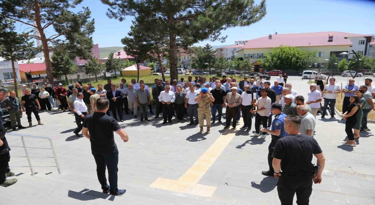 Kaymakam Musa Ayyıldıza duygusal veda