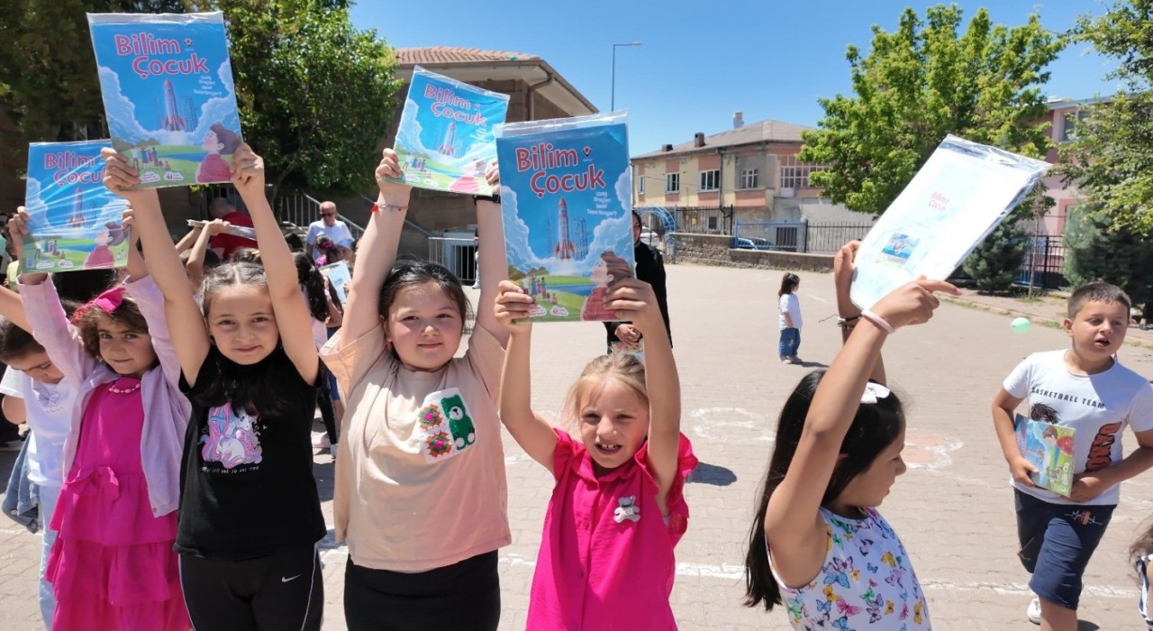Kayseri Bilim Merkezi, Talasta ilkokul öğrencilerine bilim rüzgarı estirdi