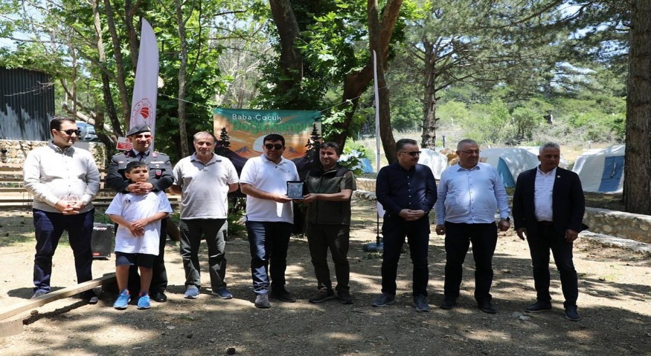 Kazdağlarında baba-çocuk doğa kampı düzenlendi