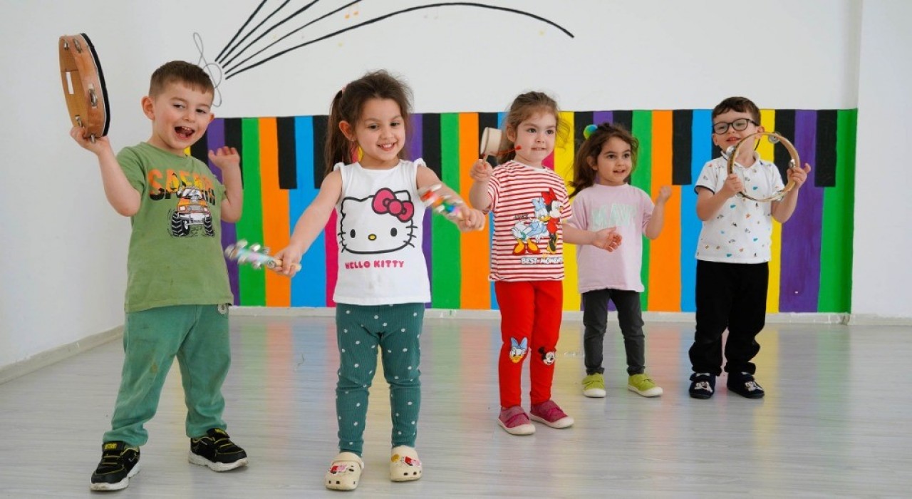 Keçiören Belediyesi bünyesinde hizmet veren çocuk gelişim merkezlerinde erken kayıt dönemi başladı