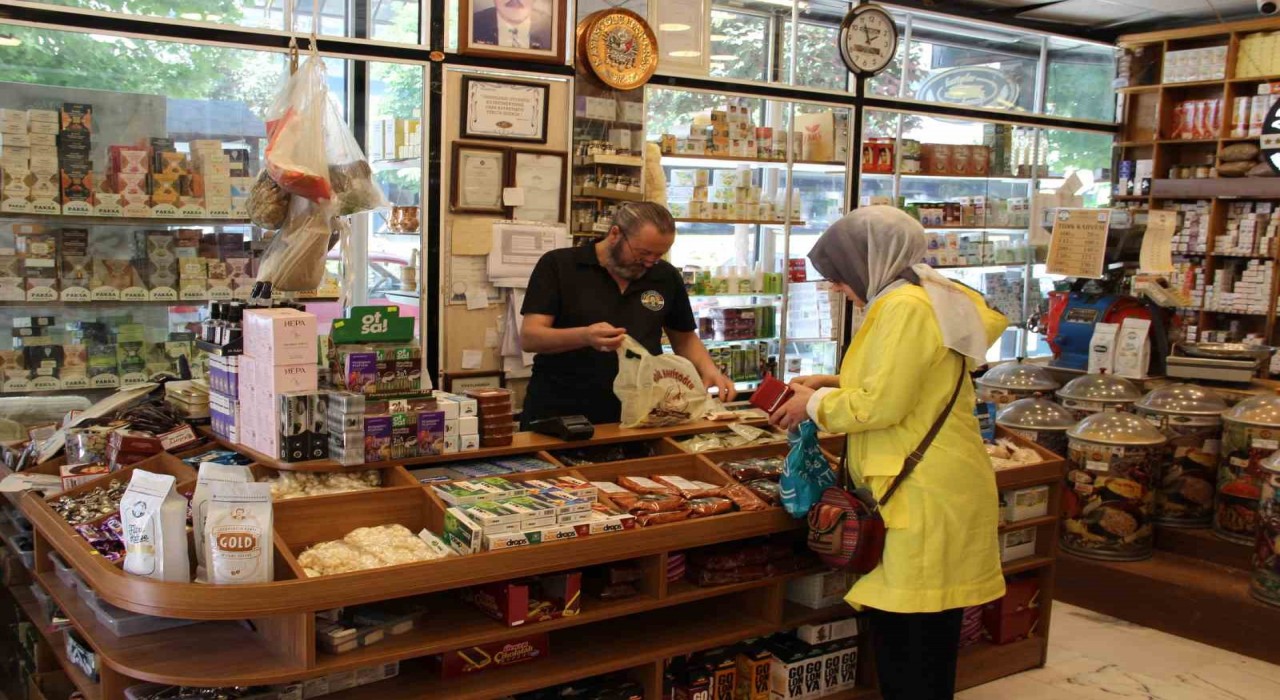 Kene kabusuna karşı doğal kalkan: Vatandaşlar aromatik yağlarla korunmaya çalışıyor