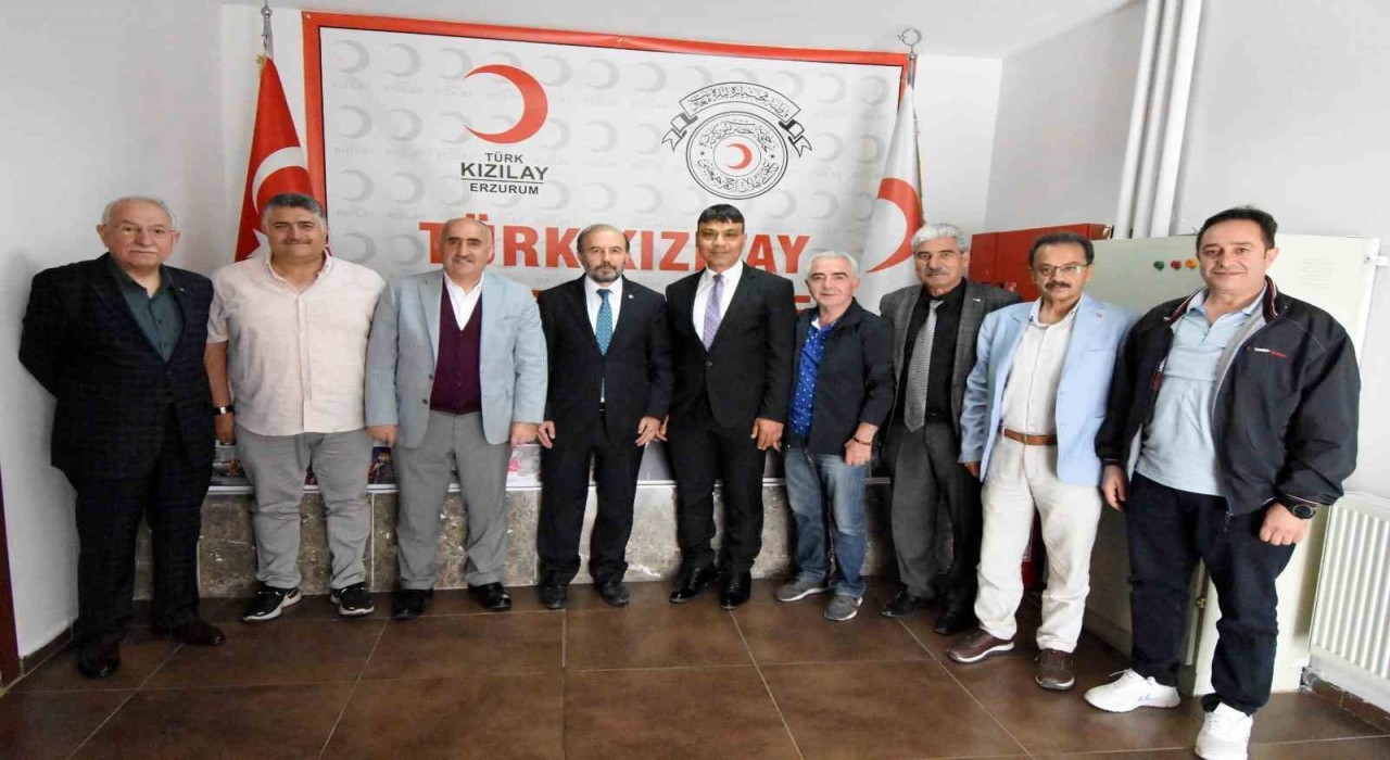 Kent Konseyinden Kızılaya ziyaret