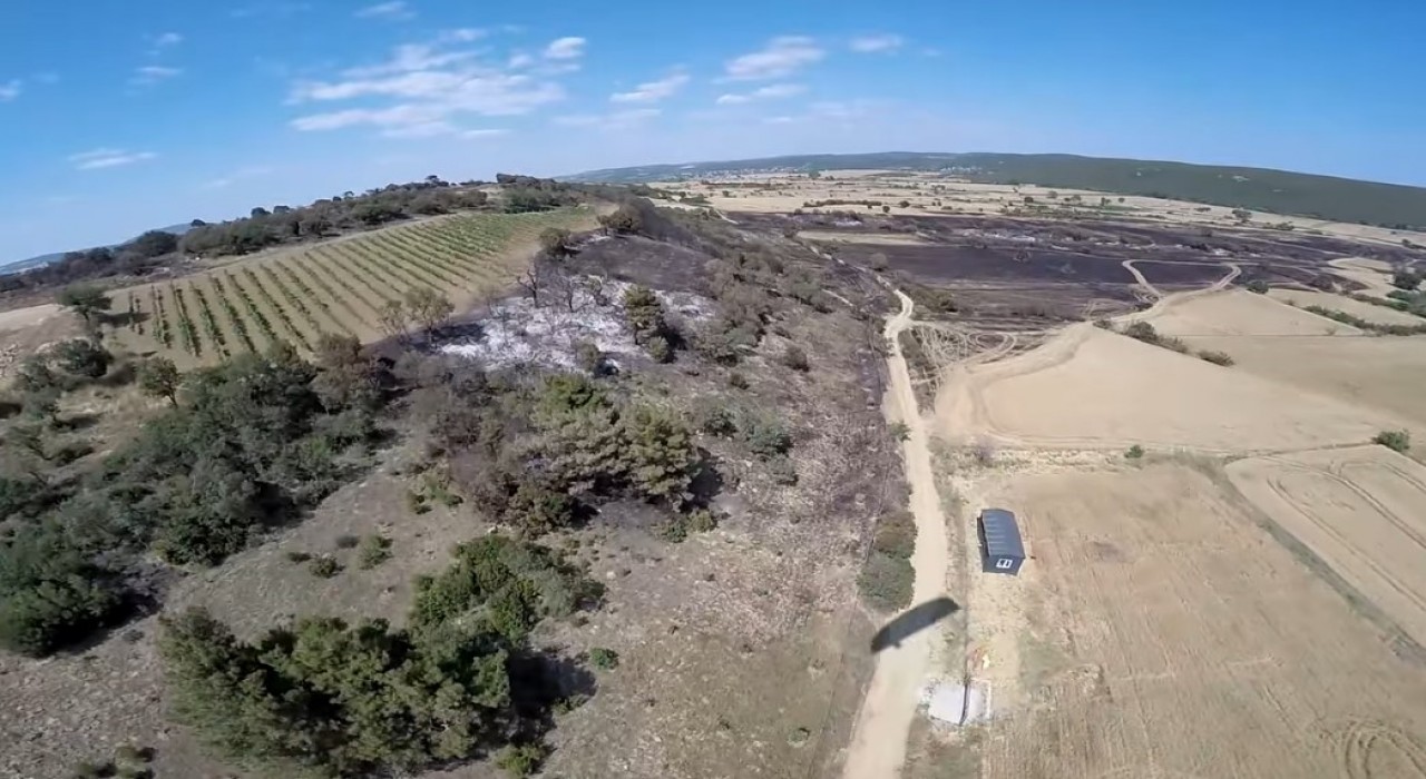 Keşanda söndürülen yangının zarar verdiği alan havadan görüntülendi