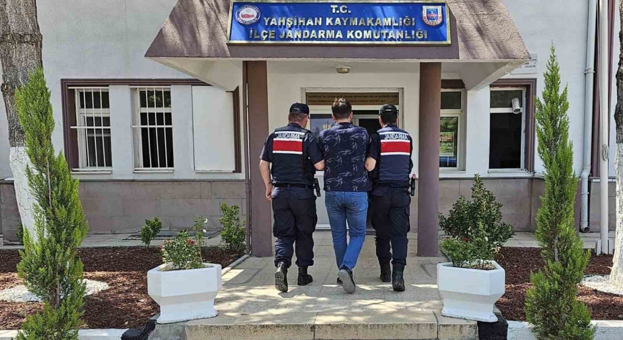 Kırıkkalede aranan 4 hükümlü jandarma ekiplerince yakalandı