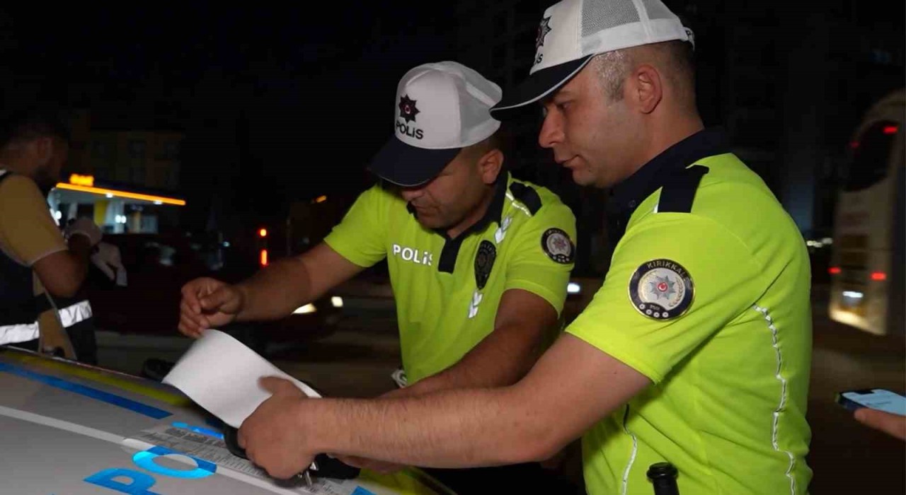 Kırıkkalede otomobiliyle drift yapan sürücüye 46 bin lira ceza