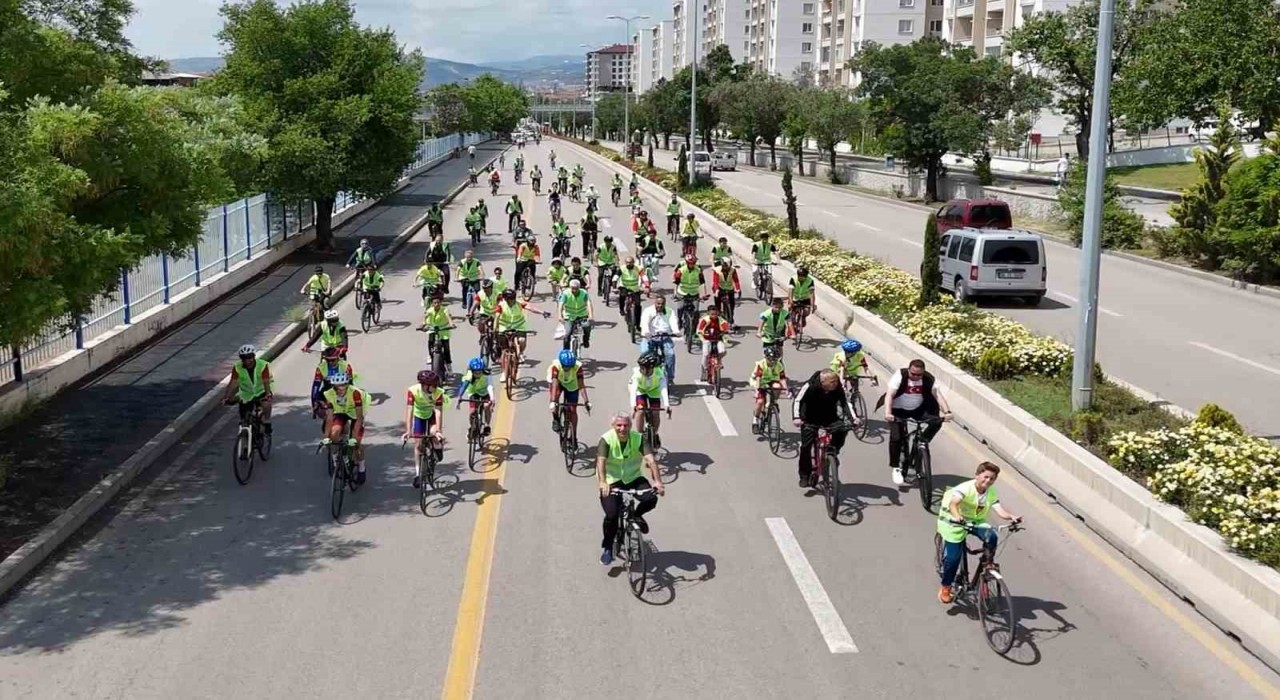 Kırıkkalede sağlıklı yaşam için pedal çevirdiler