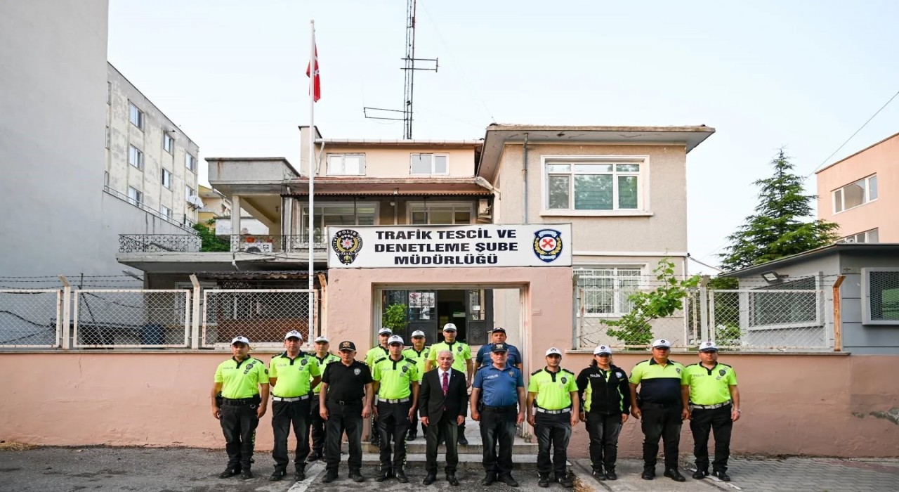 Kırklareli Valisi Turan, bayram öncesi emniyet mensupları ile bir araya geldi