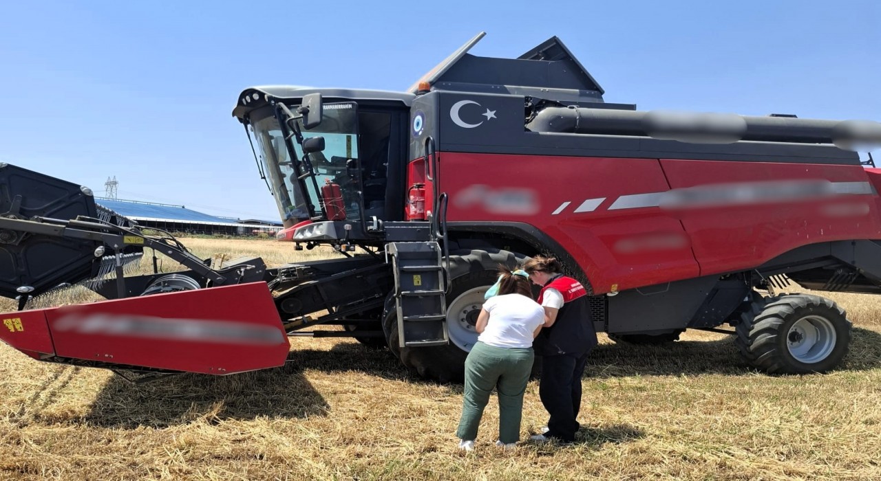 Kırklarelinde arpa ve buğday hasat kontrolleri sürüyor