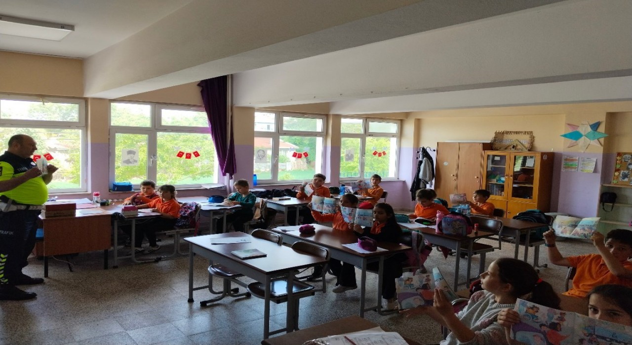 Kırklarelinde öğrencilere trafik eğitimi