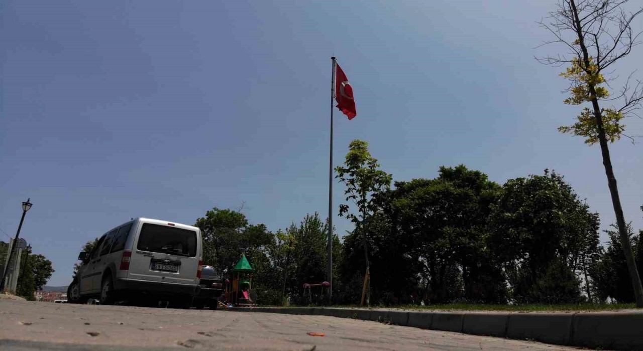 Kırşehirde otopark sorunu tarihi alanı tehdit ediyor: Kalehöyük otoparka döndü