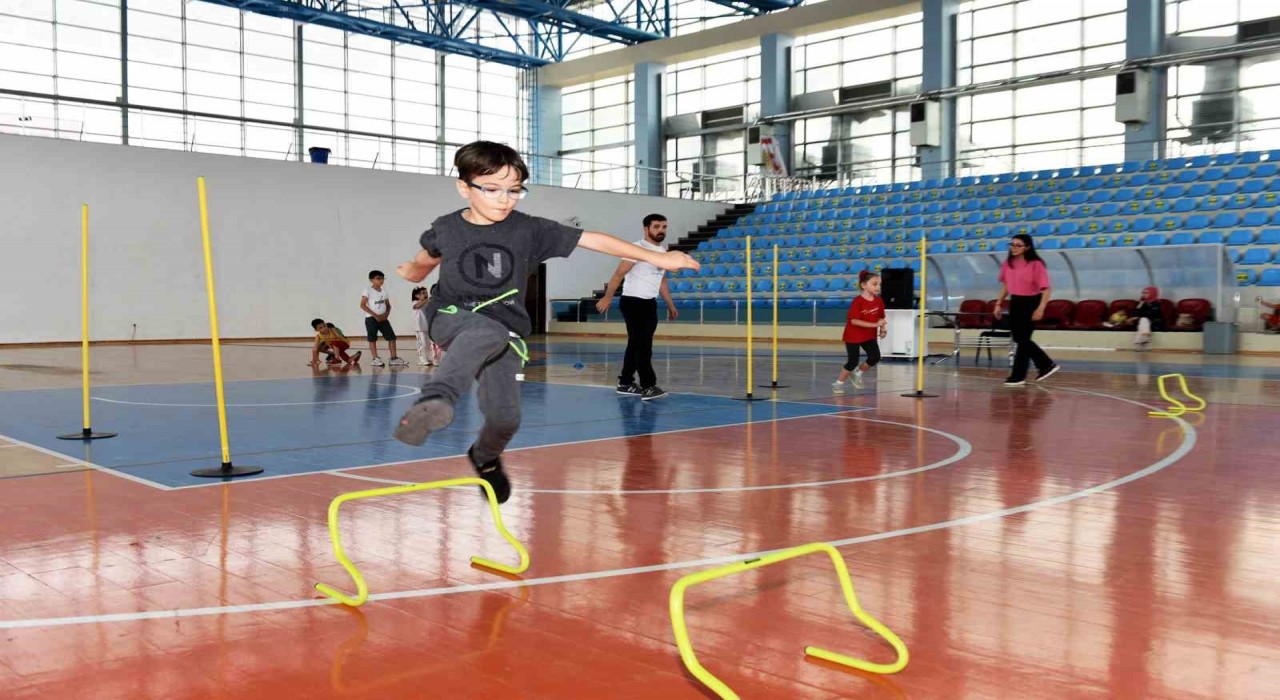 KMÜden çocuklara yaz tatilinde spor dolu bir atölye