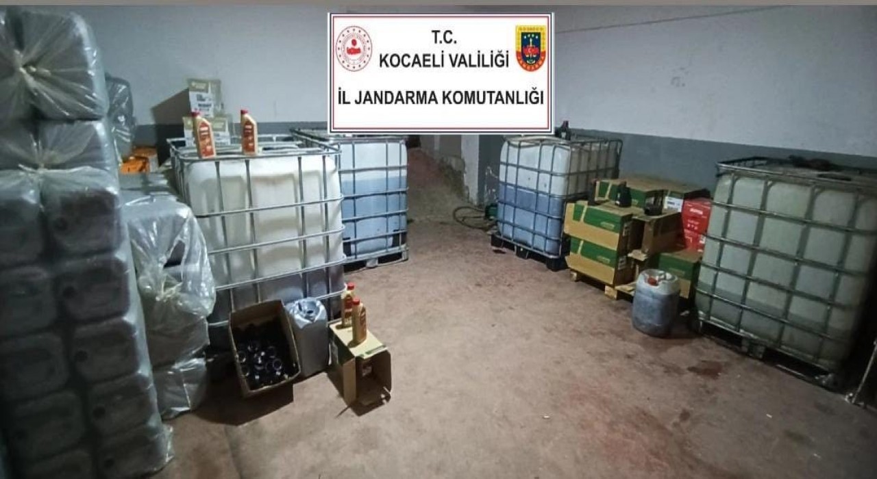 Kocaelide 11 milyon TLlik sahte madeni yağ operasyonu