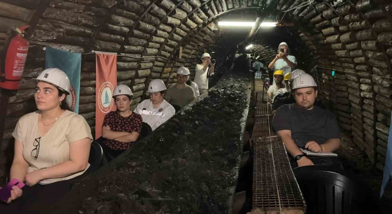 Kömür Deneyim Ocağında deprem ve uzaydan gözlem konulu bilim söyleşisi