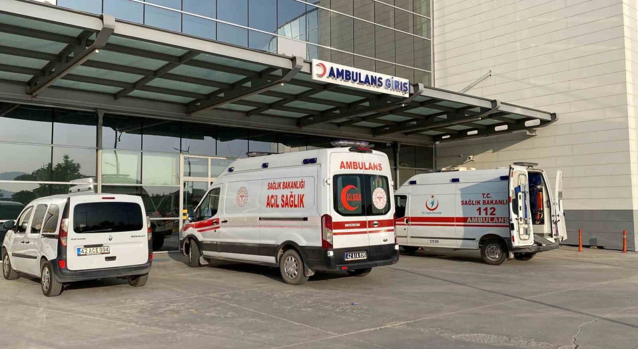 Konyada 8 kişi etten zehirlenme şüphesiyle hastaneye kaldırıldı