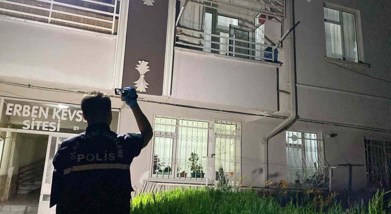 Konyada balkondan düşen çocuk ağır yaralandı