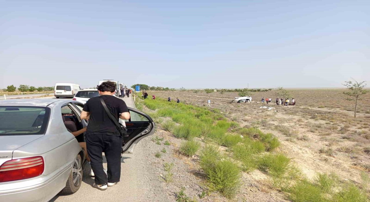 Konyada otomobil devrildi: 4 yaralı