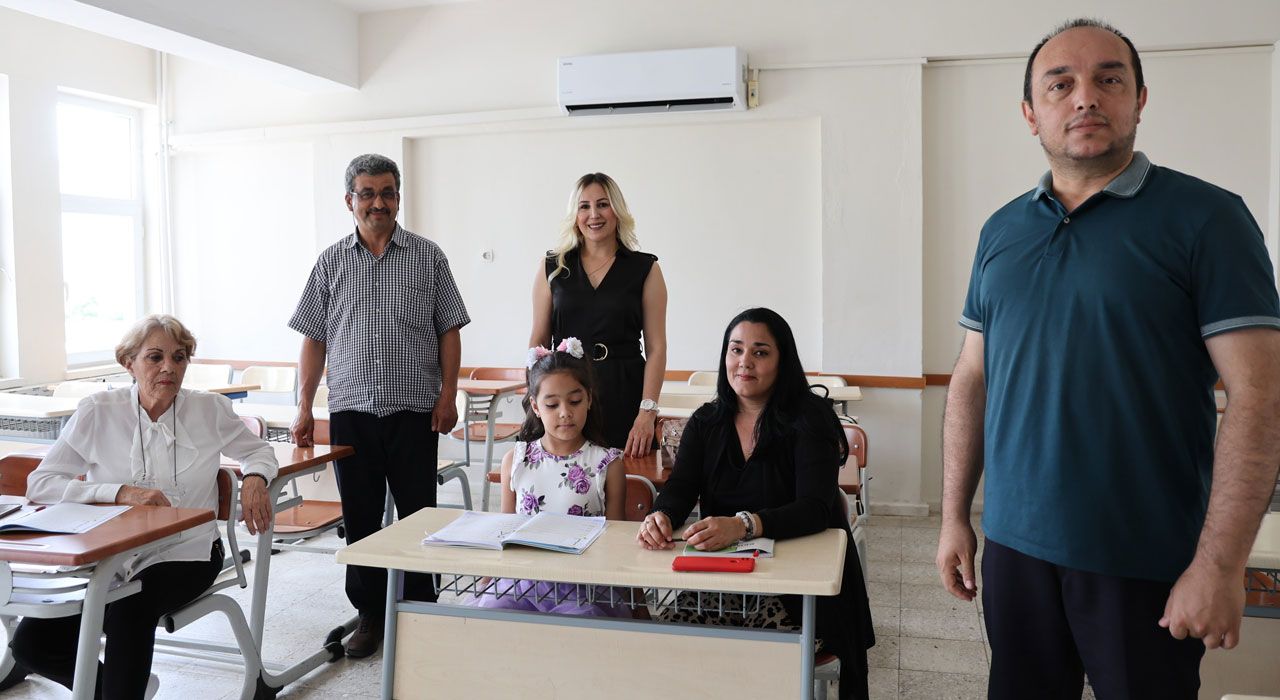 Kübalı Gelin ve Ailesi Türkçeyi Büyük Bir Aşkla Öğreniyorlar