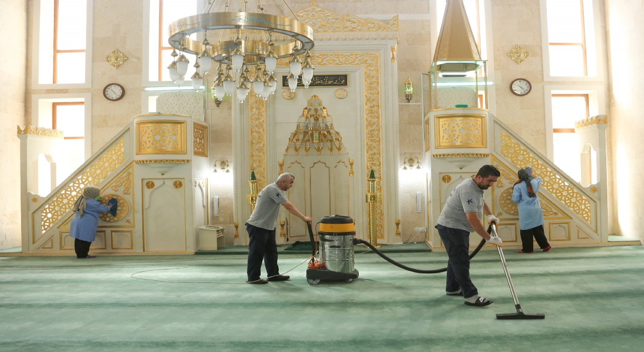 Küçükçekmece Belediyesinden kurban bayramı öncesi yoğun mesai