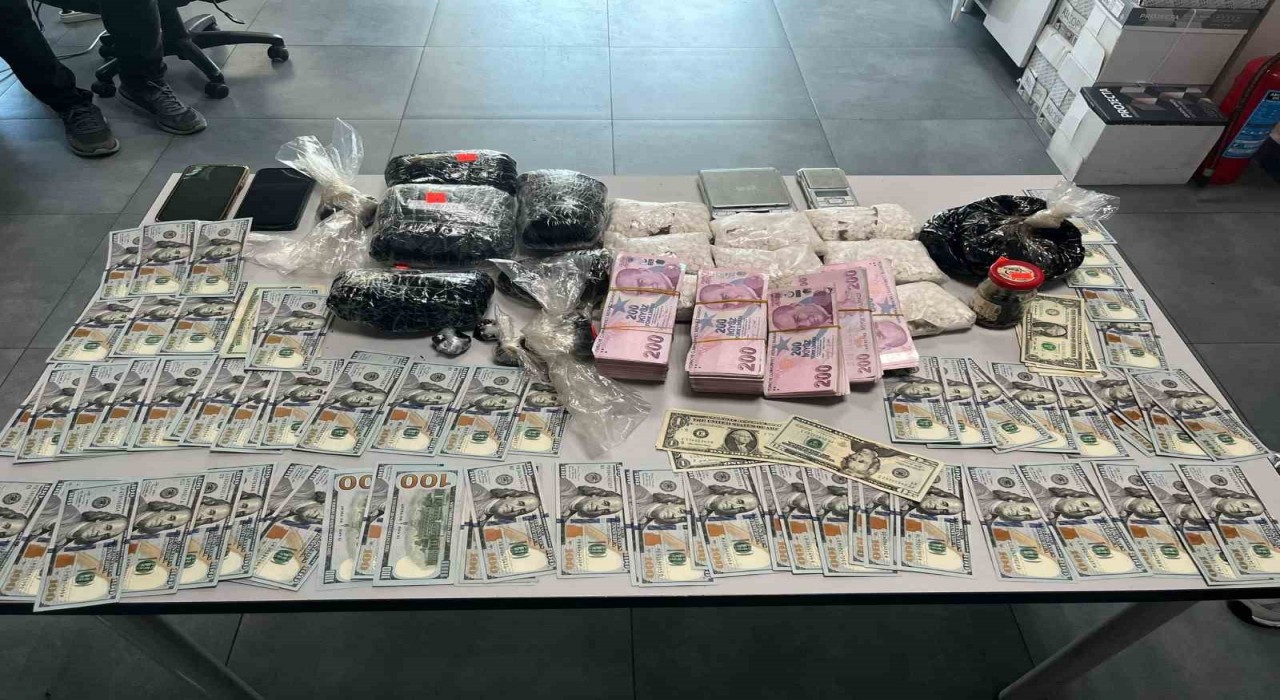 Küçükçekmecede uyuşturucu madde operasyonu: 1 gözaltı