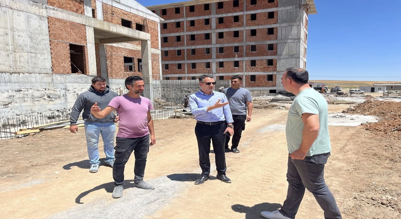 Kuluda KYK yurt binasının inşaatı devam ediyor