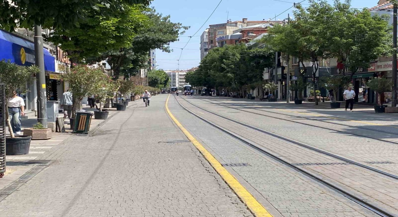 Kurban Bayramının 3üncü gününde çarşı sokakları boş kaldı