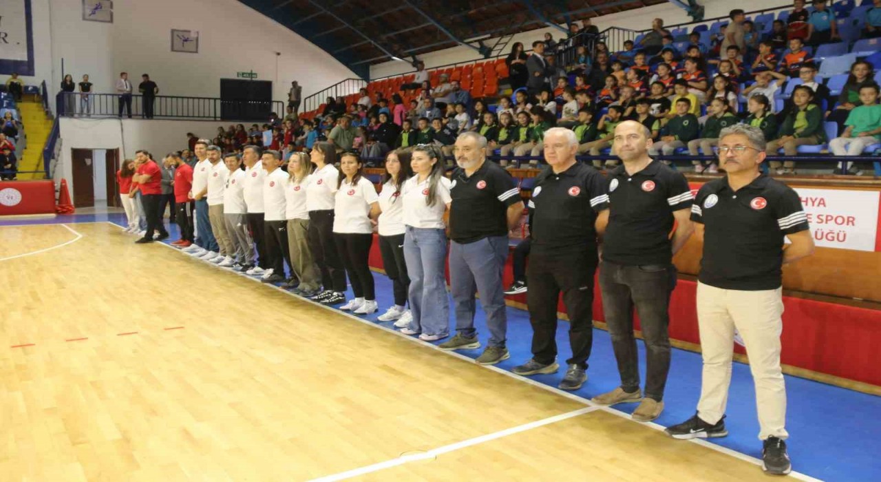 Kütahyada Geleneksel Çocuk Oyunları ve Spor Şenliği