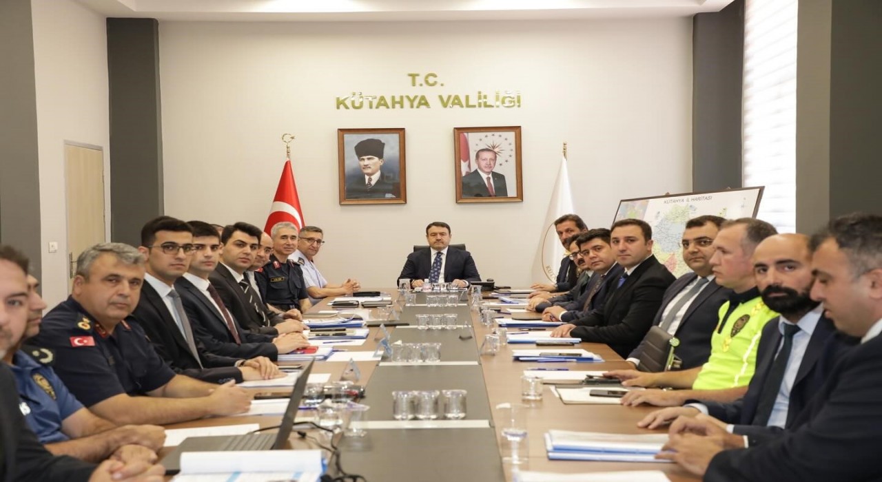Kütahyada Güvenlik ve Asayiş toplantısı