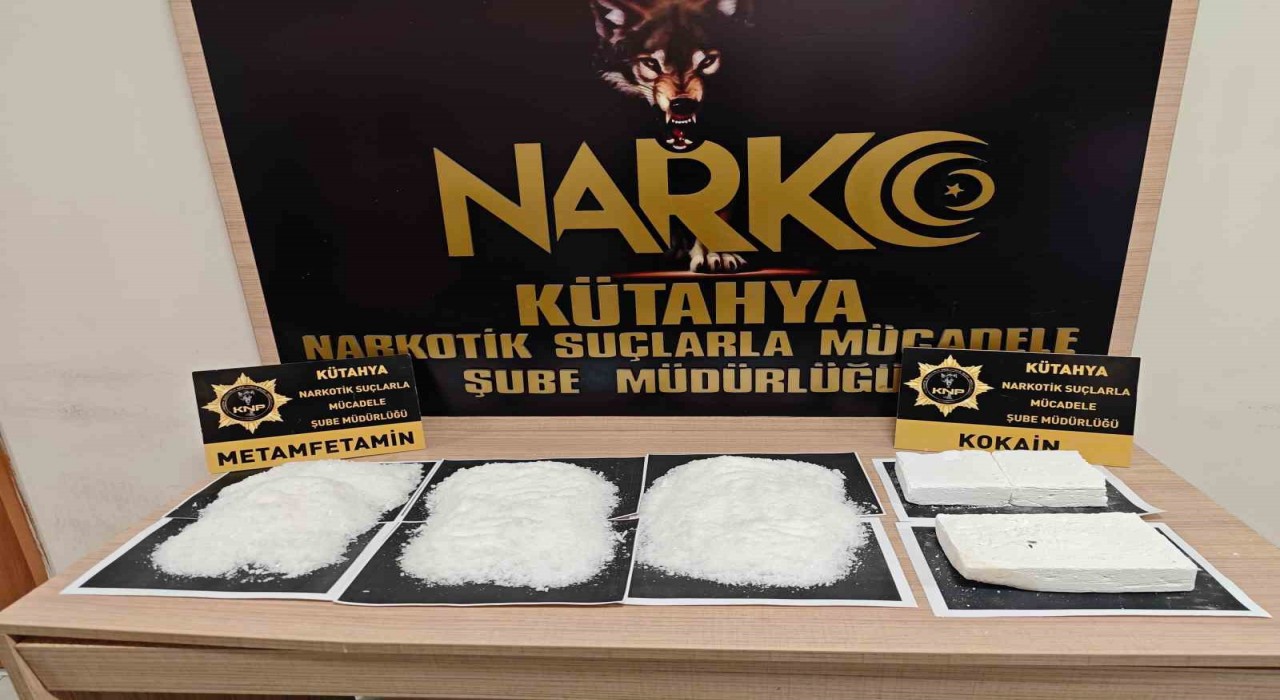 Kütahyada uyuşturucu operasyonu: 3 şüpheli tutuklandı