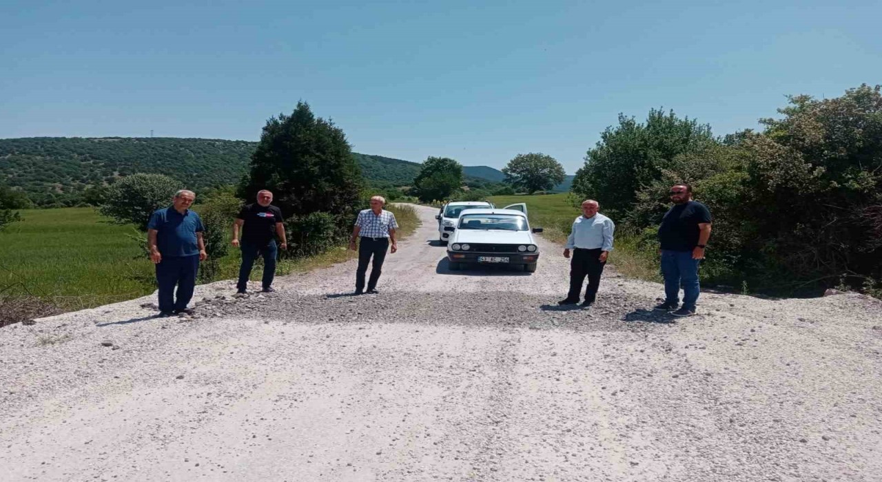 Kütahyada Yumaklı-Kozluca yolu için İl Genel Meclisi üyelerinden inceleme