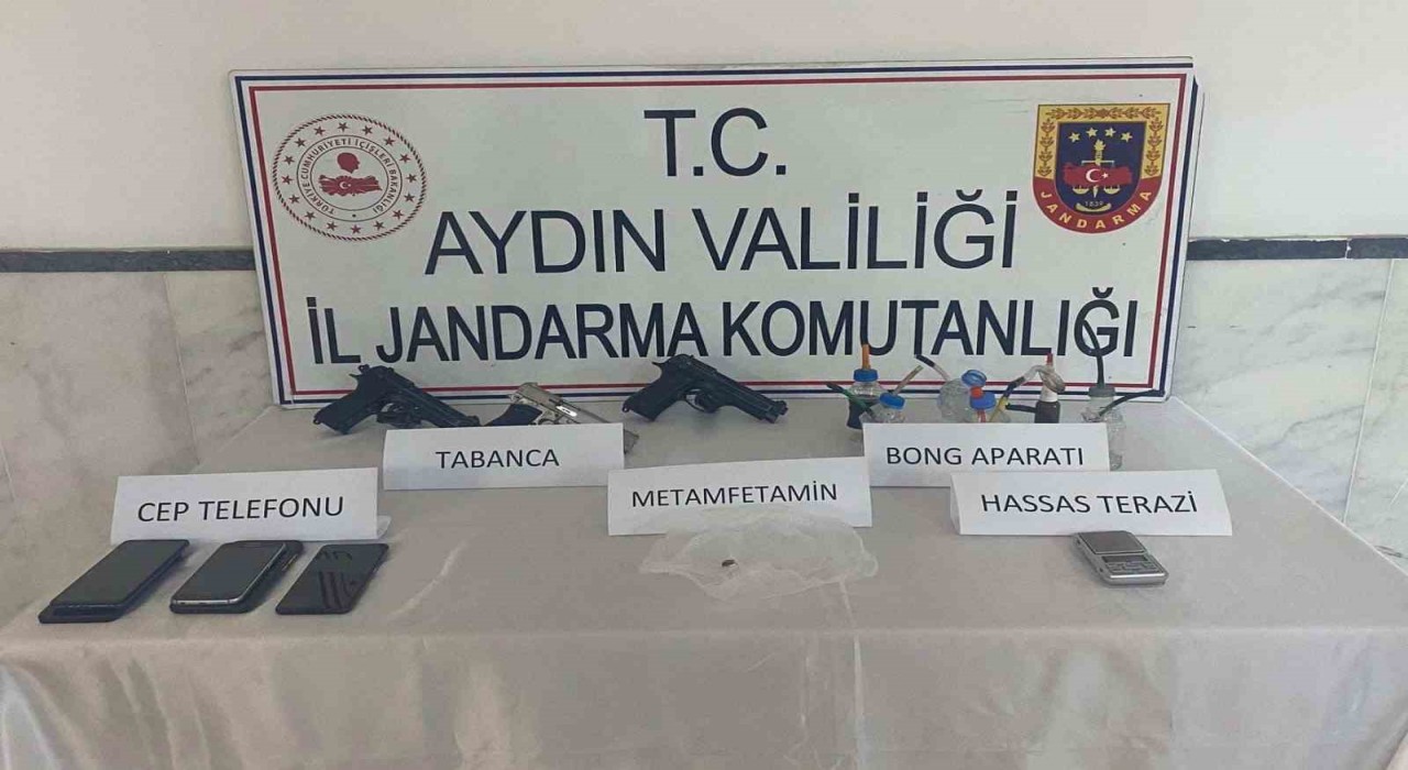 Kuyucaktaki eve uyuşturucu baskını