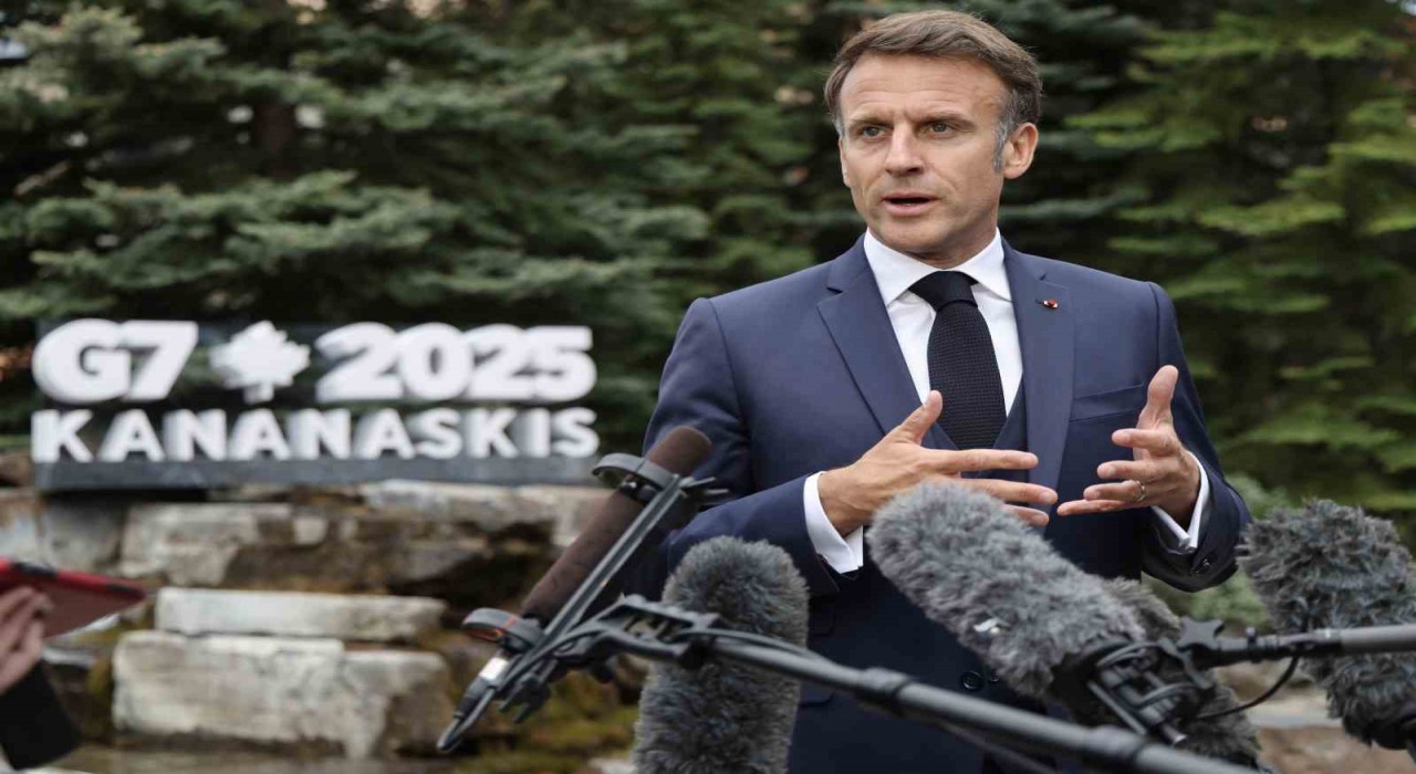 Macron: İranda rejim değişikliği Orta Doğuda kaosa yol açar