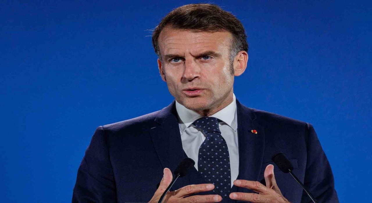 Macrondan Pezeşkiyana Fransız tutukluları serbest bırakın telefonu