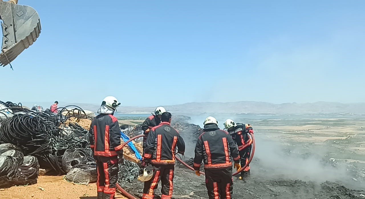 Malatyada şantiyede korkutan yangın