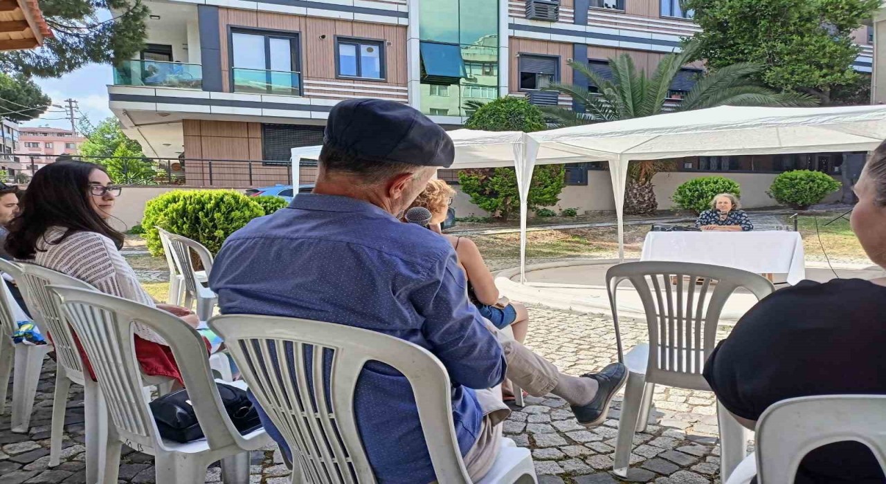 Maltepede felsefe rüzgarı esti