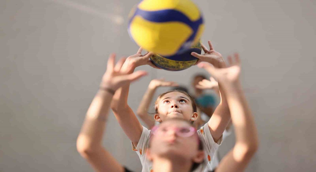 Manisanın 17 ilçesinde yaz tatili sporla geçecek