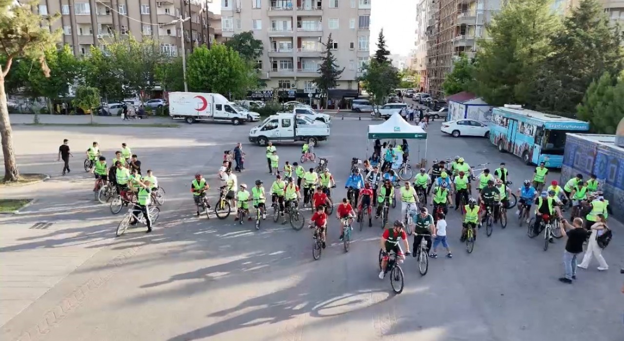 Mardinde ‘12. Geleneksel Yeşilay Bisiklet Turu düzenlendi