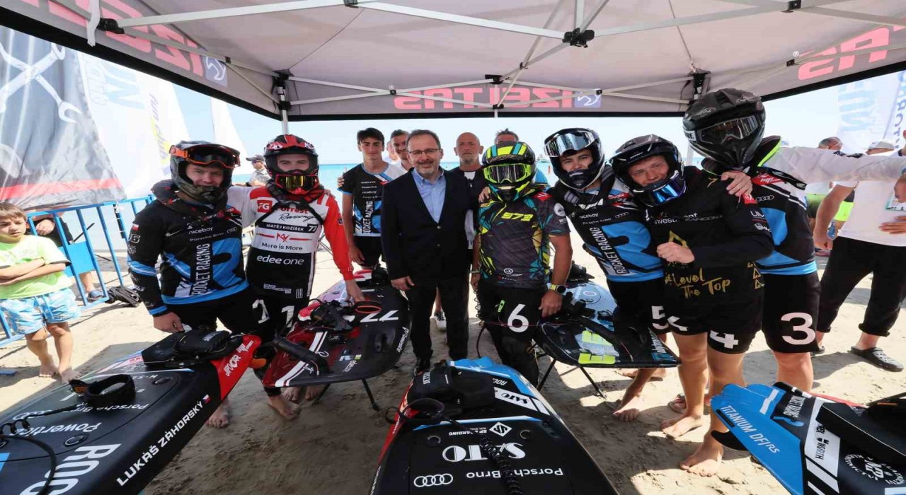 Mehmet Kasapoğlu: Spor turizminde İzmiri çok özel bir yere taşıyacağız