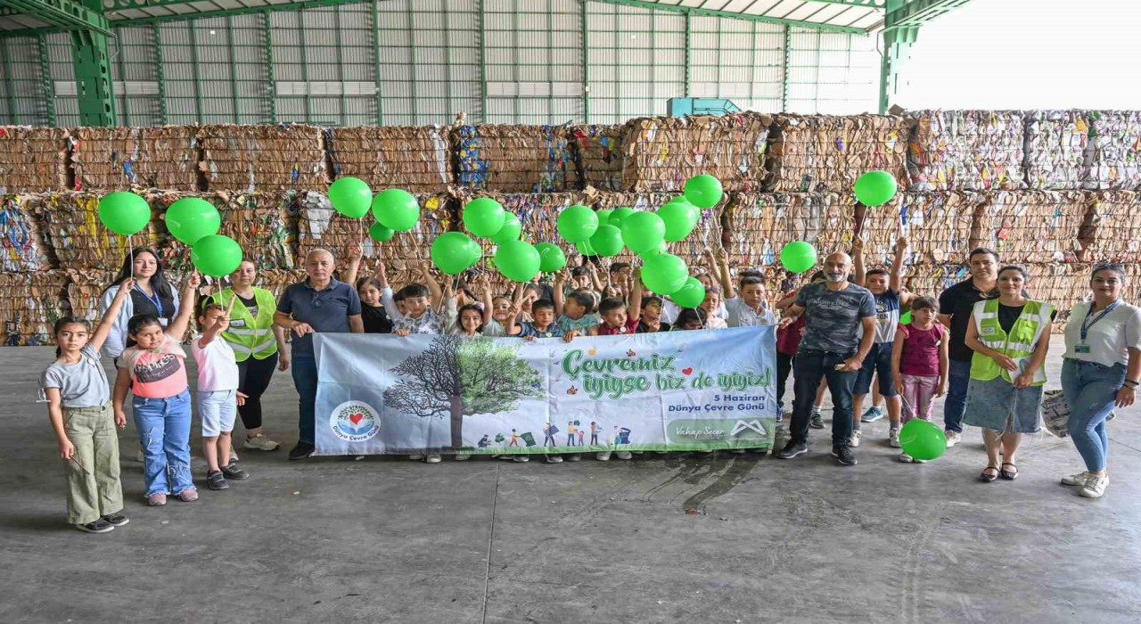 Mersinde geri dönüşüm için farkındalık etkinliği