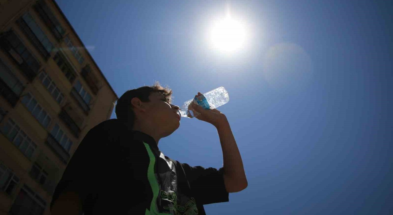 Meteoroloji Uyardı: Aydında sıcaklıklar mevsim normallerinin üzerine çıkıyor